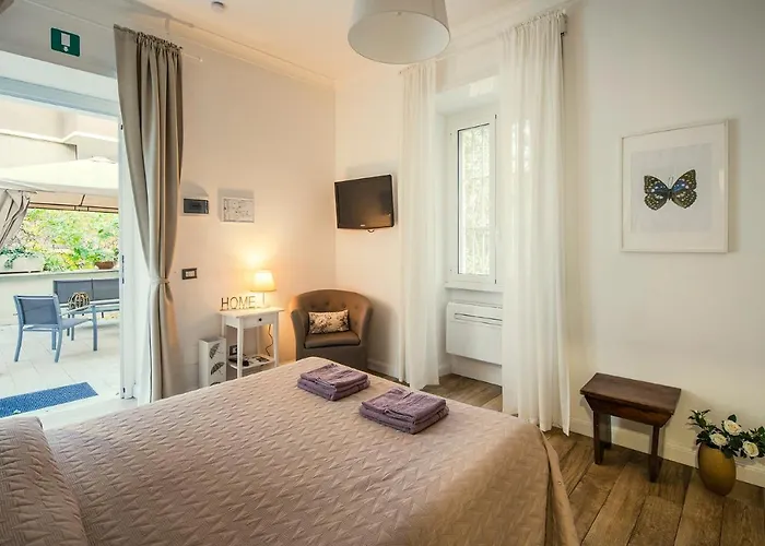 Garden House - Luxury - Self Check-in Only