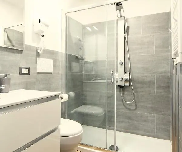 Garden House - Luxury - Self Check-in Only Roma