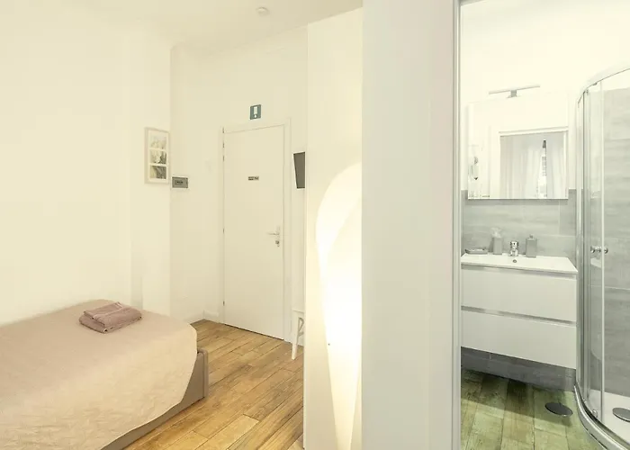 Casa de hóspedes Garden House - Luxury - Self Check-in Only