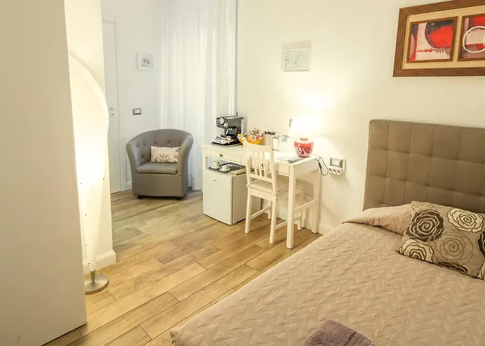 Garden House - Luxury - Self Check-in Only Roma