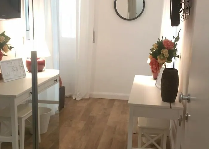 Casa de hóspedes Garden House - Luxury - Self Check-in Only
